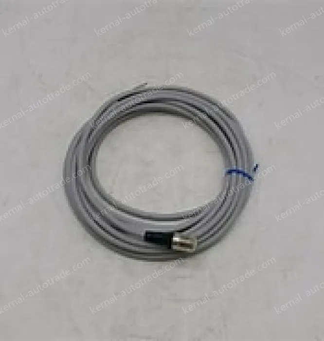 XS2W-D421-G81-A