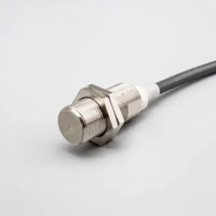 M18 Shield Inductive proximity switch E2E-X5E2-Z 2M